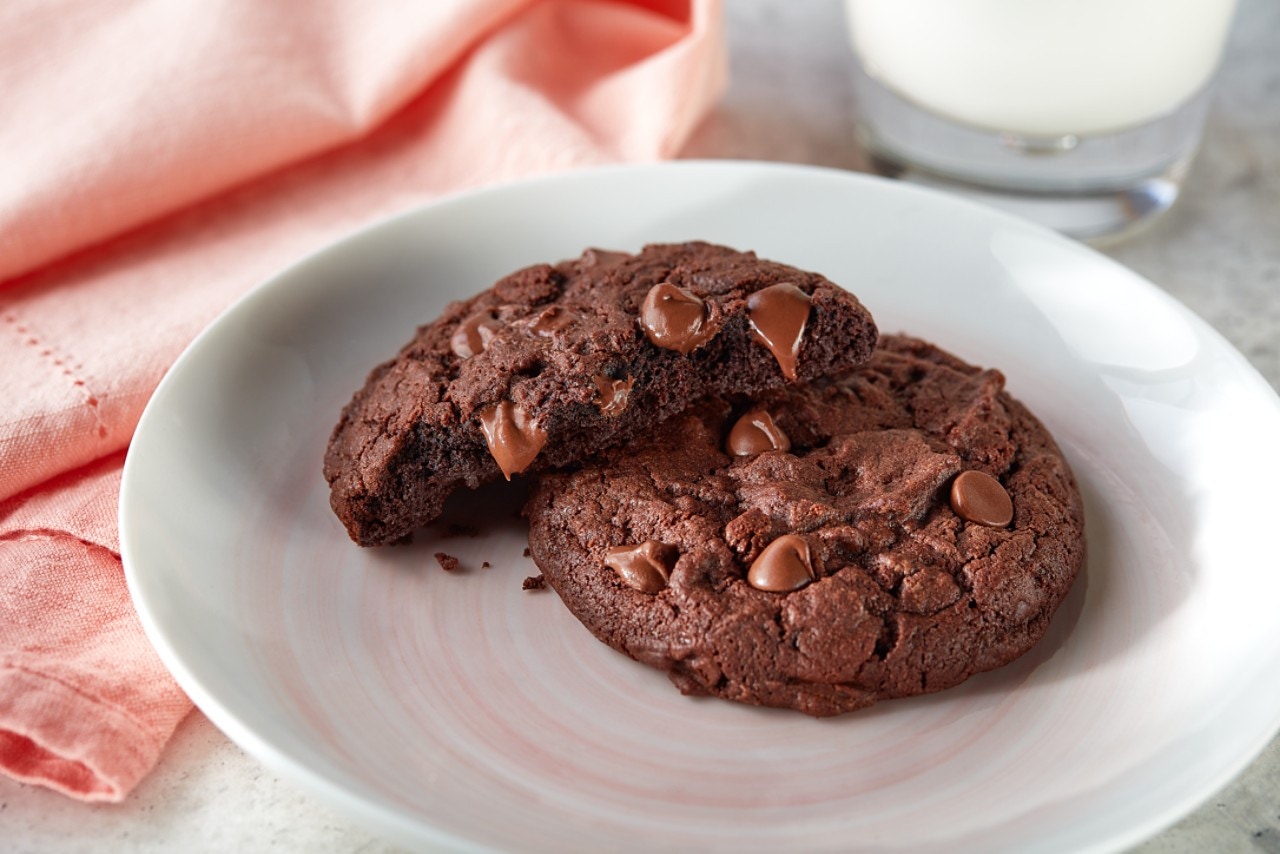 chocolate overloaded cookies