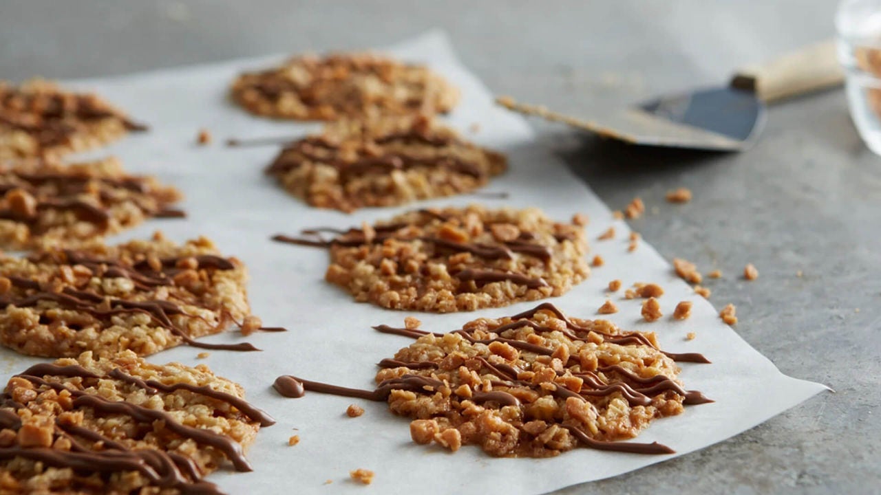 batch of heath bits o brickle gluten free toffee bits lace cookies