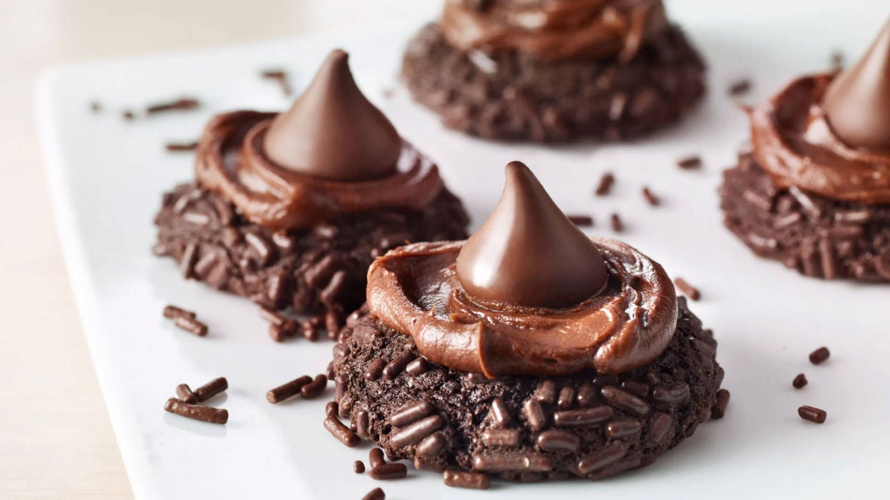 plate of triple chocolate blossoms