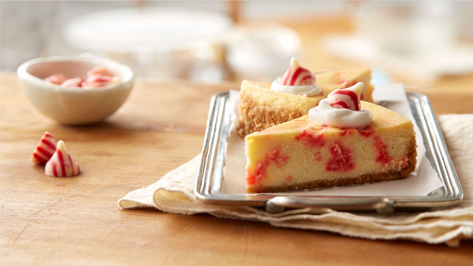 KISSES Candy Cane Swirl Cheesecake