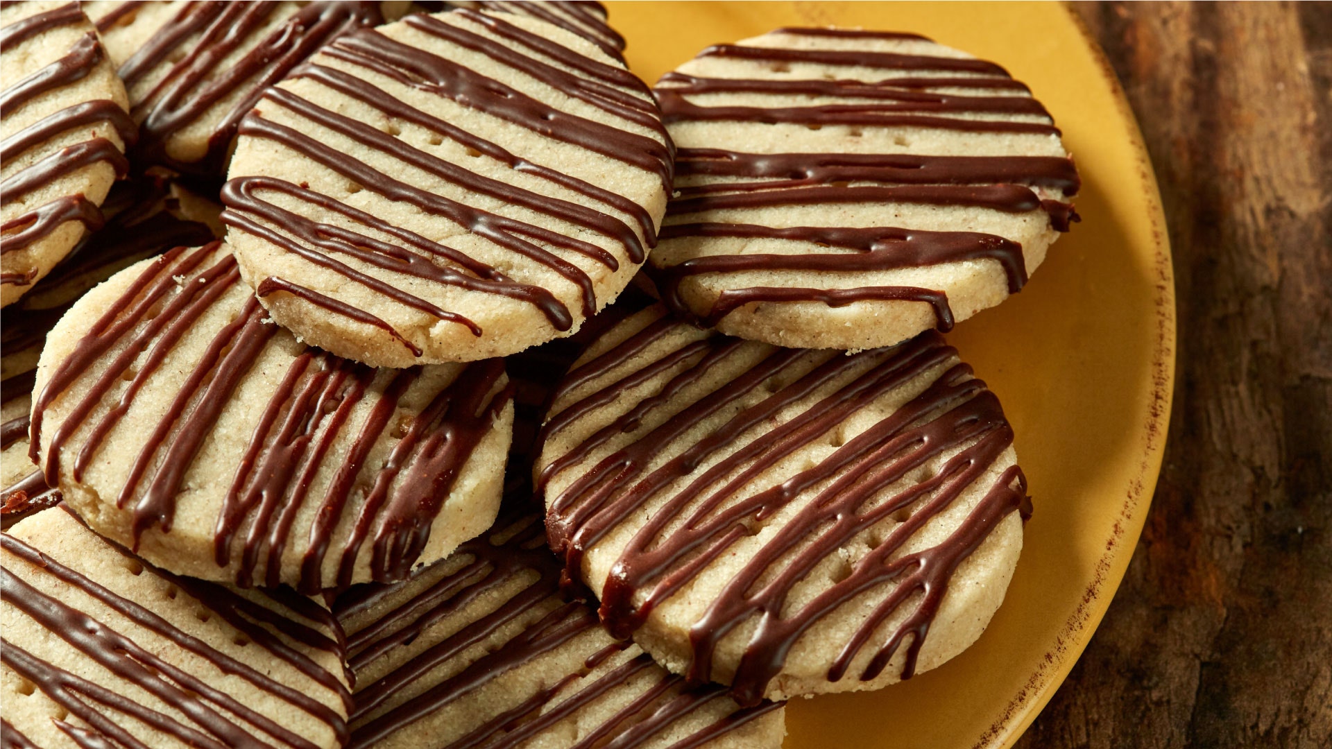 Vegan Chocolate Drizzled Shortbread Cookies