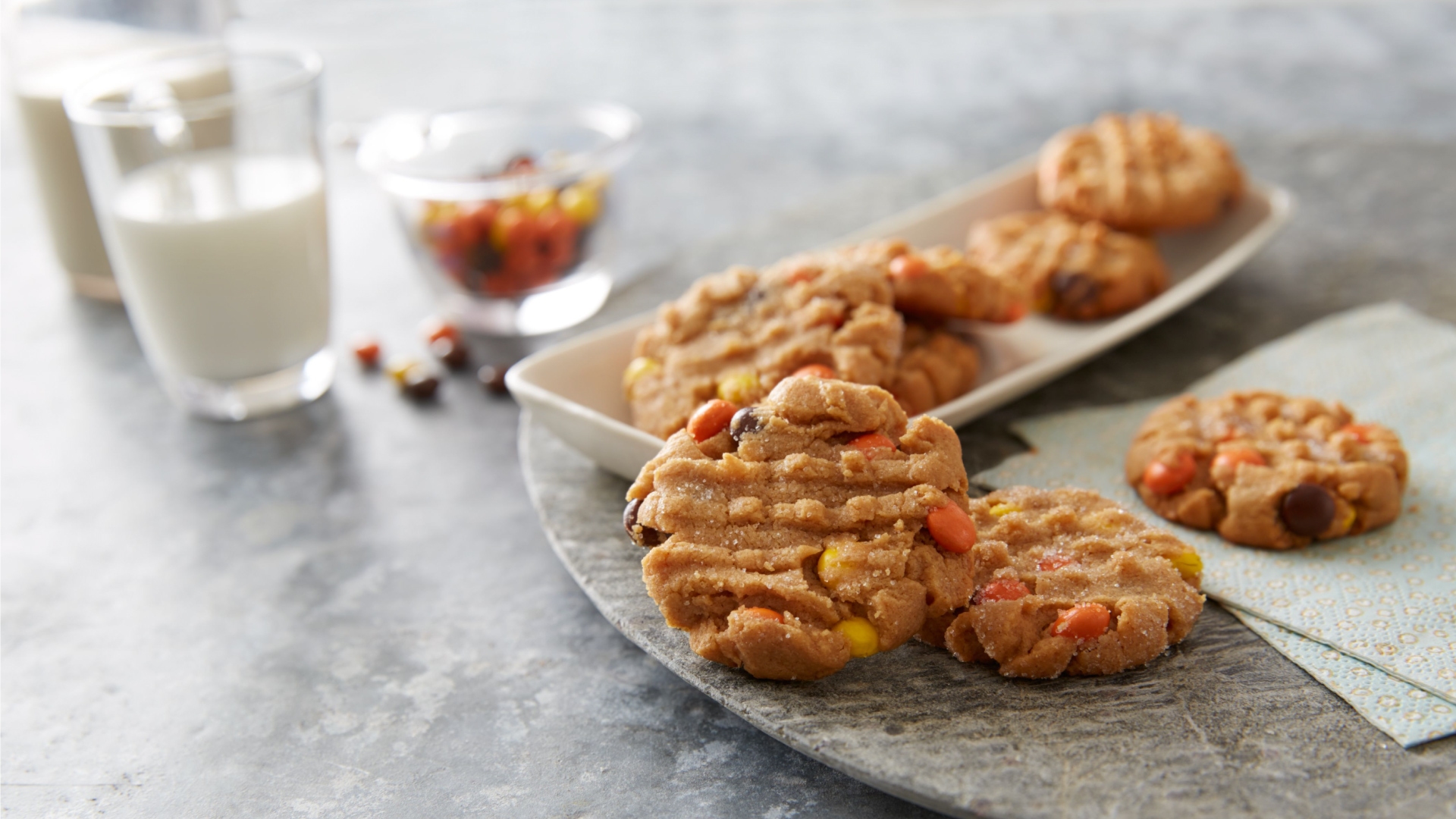 Gluten-Free REESE'S PIECES Minis Peanut Butter Cookies