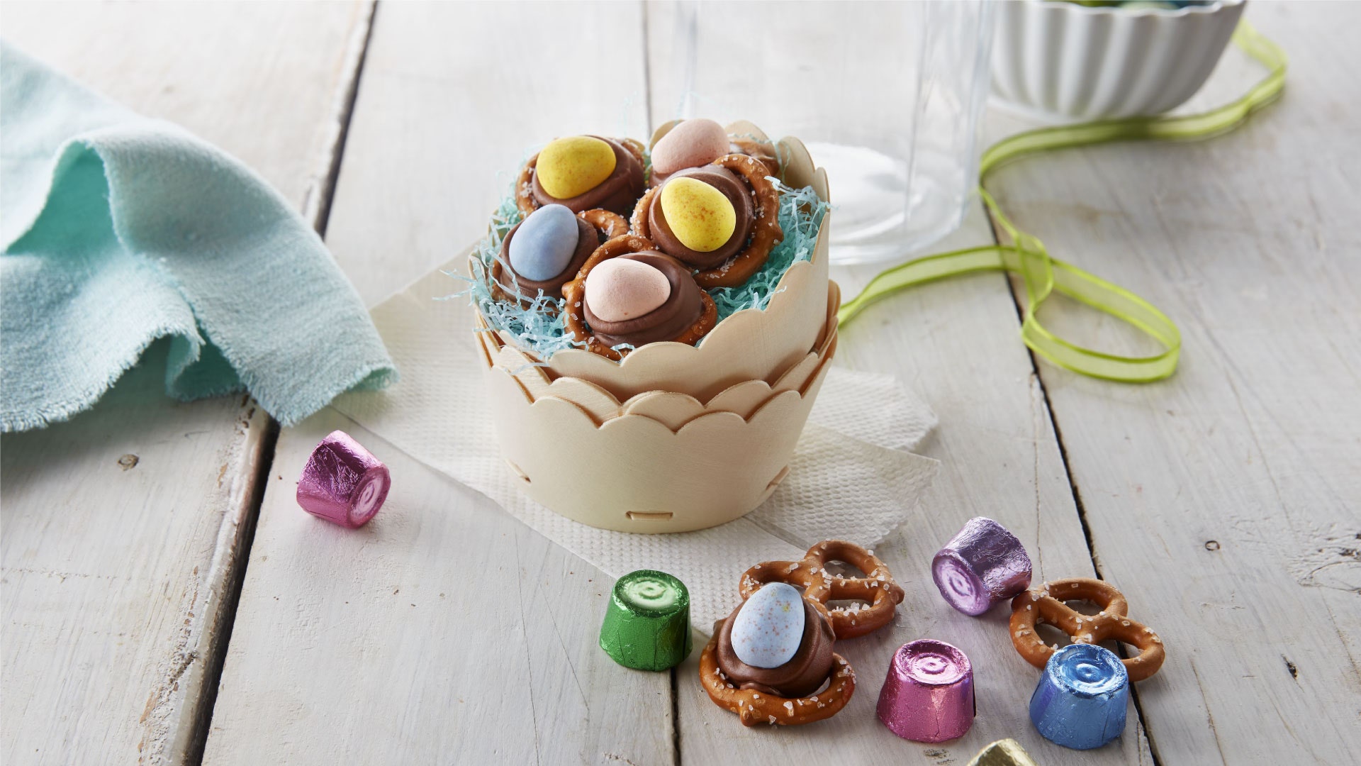 easter time pretzel delights