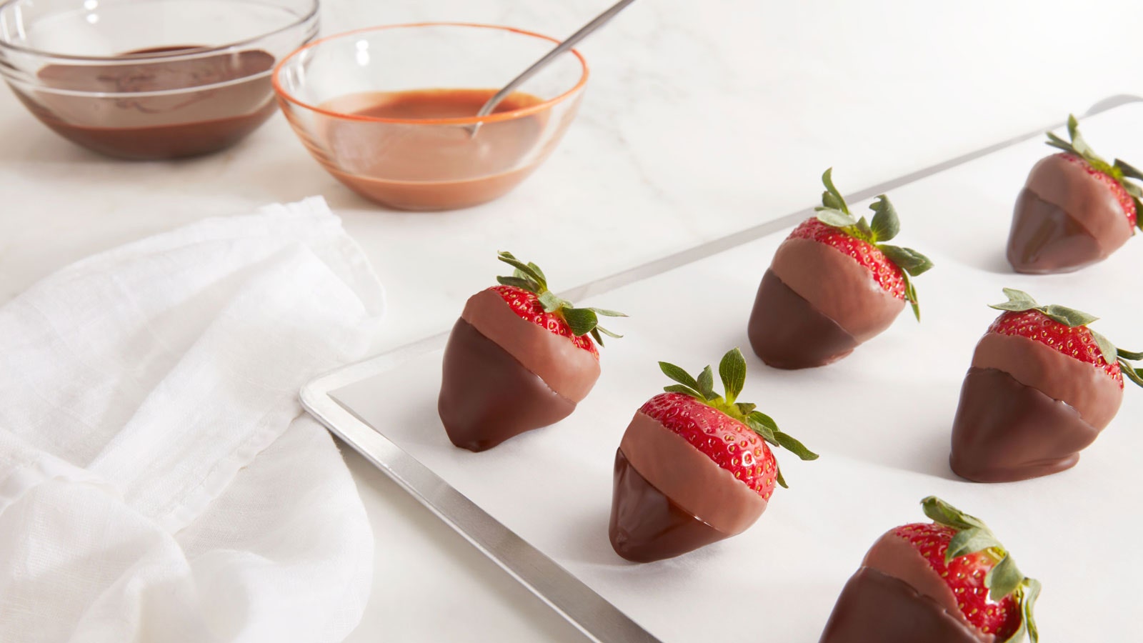 tray of double layered chocolate dipped strawberries