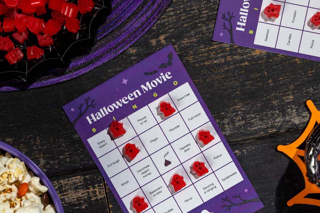 halloween themed bingo cards with twizzlers cherry ghosts as space markers